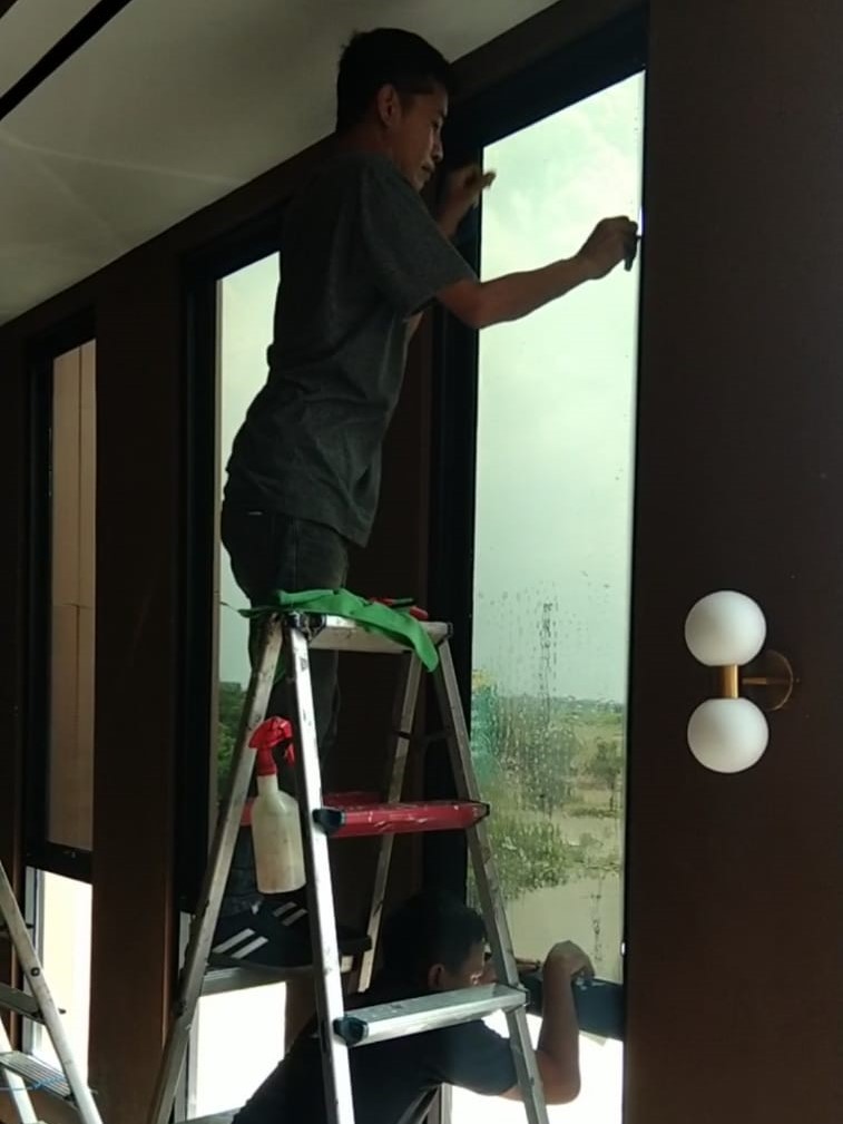 Galeri Solar Shield Indonesia (3) Galeri Solar Shield Indonesia (3)