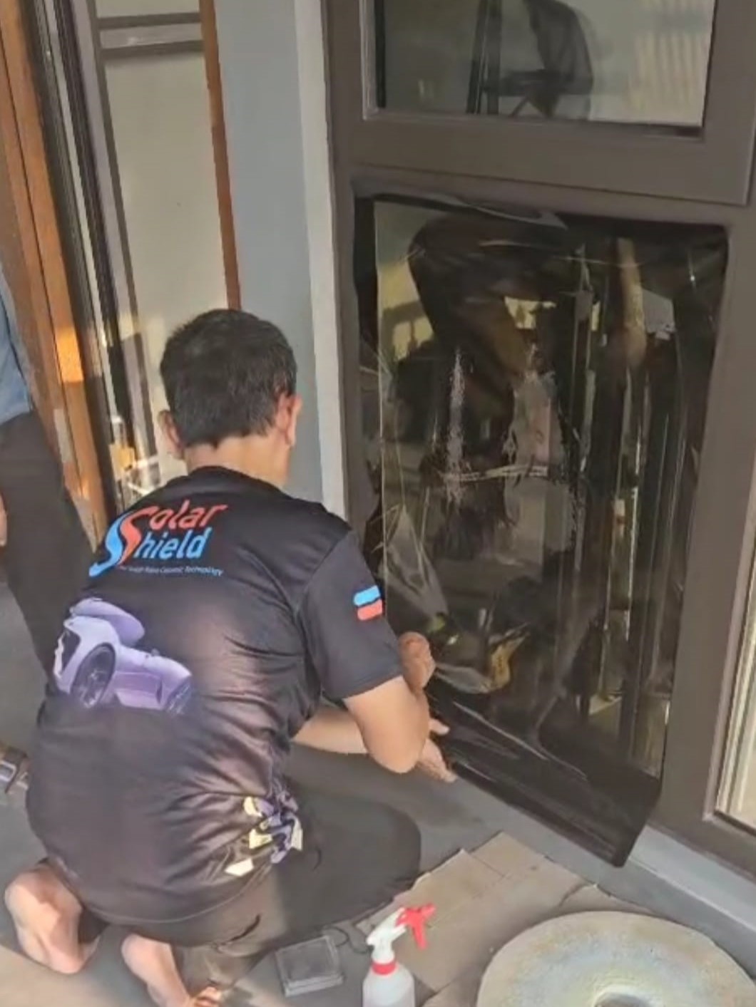 Galeri Solar Shield Indonesia (4) Galeri Solar Shield Indonesia (4)