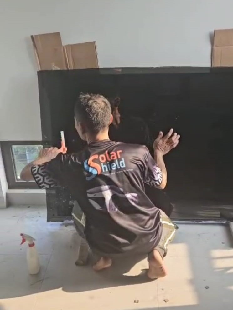 Galeri Solar Shield Indonesia (5) Galeri Solar Shield Indonesia (5)